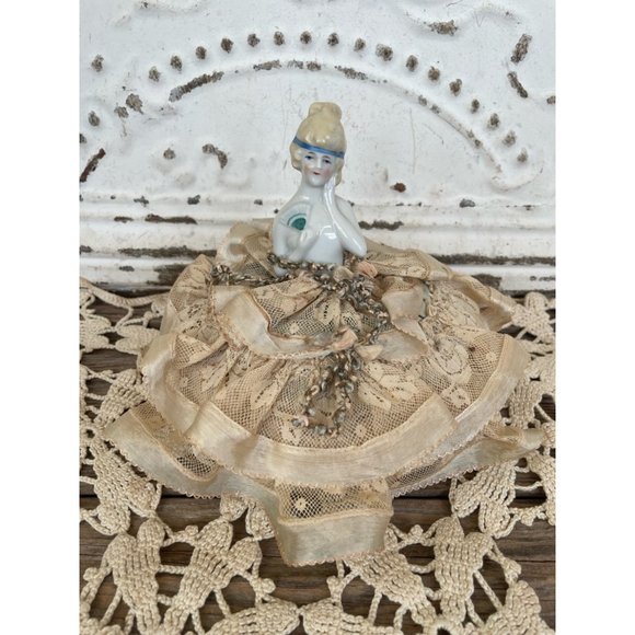 Antique German Pincushion Half Doll with fan silk lace skirt - Picture 14 of 15